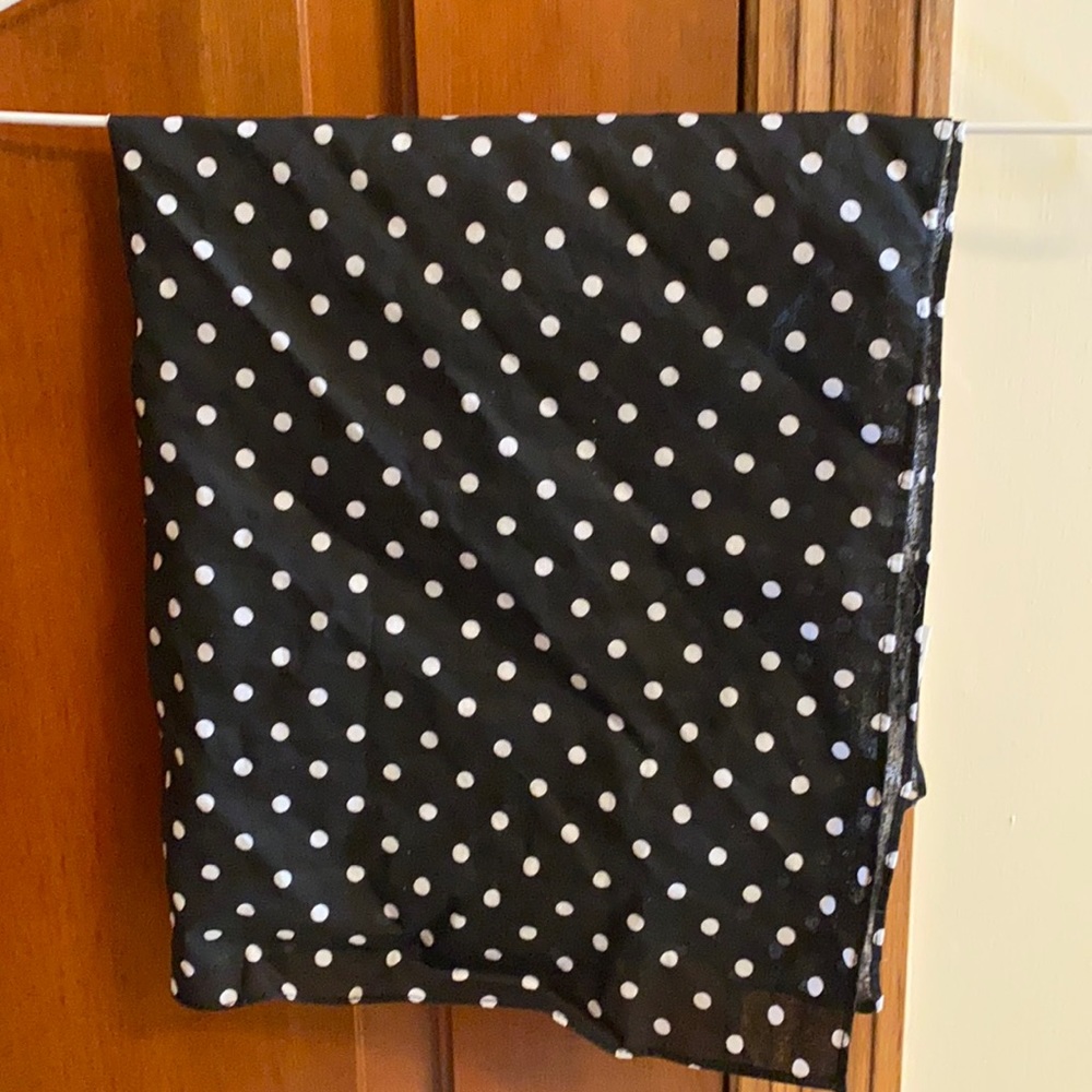 Black & White 100% cotton scarf